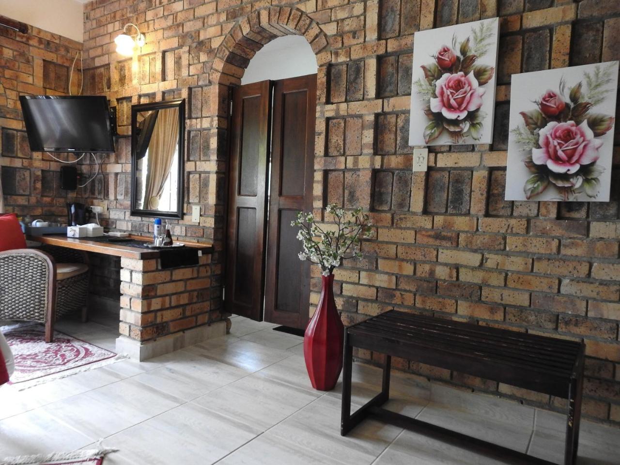 Mossel Bay Guest House Exterior photo